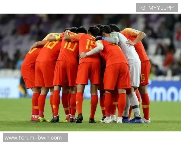 肖智：从青涩小将到中国足球的坚韧先锋之路